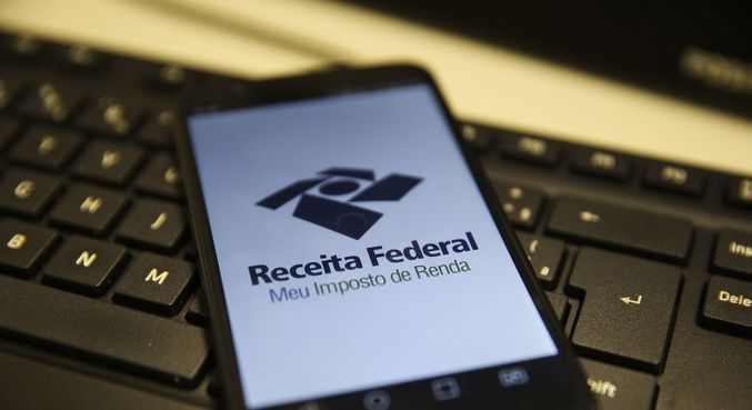 Declaração do IR 2022 pode ser feita no computador ou celular