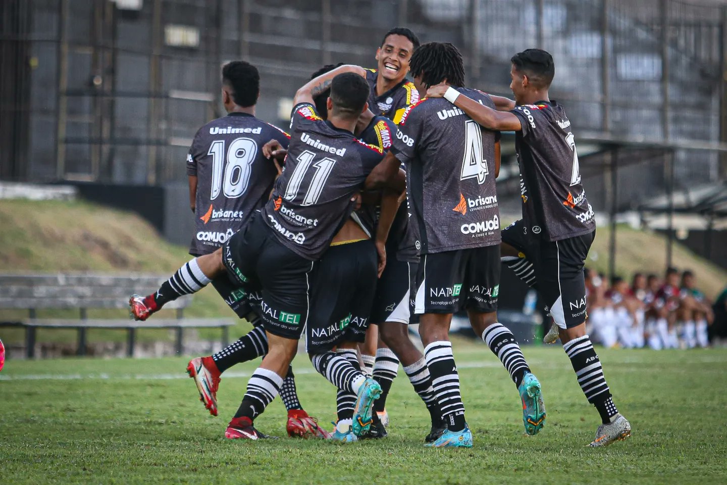 ABC cede empate ao Fluminense e tem que buscar a vaga em Teresina