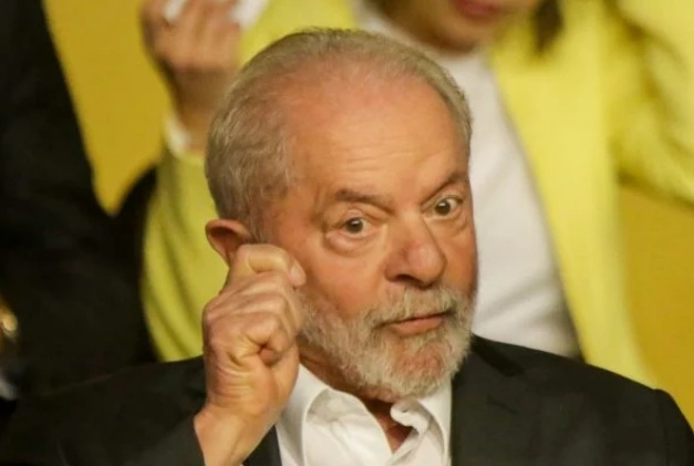 Lula contrata advogados por R$ 2,4 milhões em início de campanha