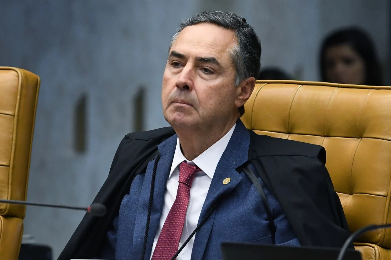 Urgente: Ministro do STF é internado e vai parar na UTI do Sírio Libanês