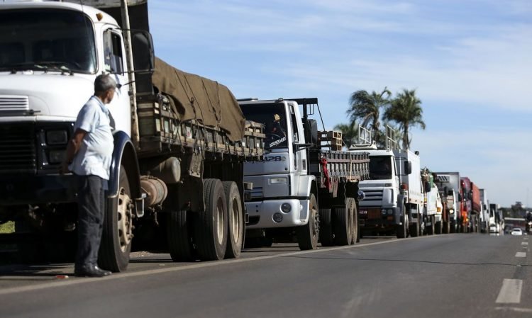 Greve dos caminhoneiros: PRF não registra bloqueios em rodovias do RN