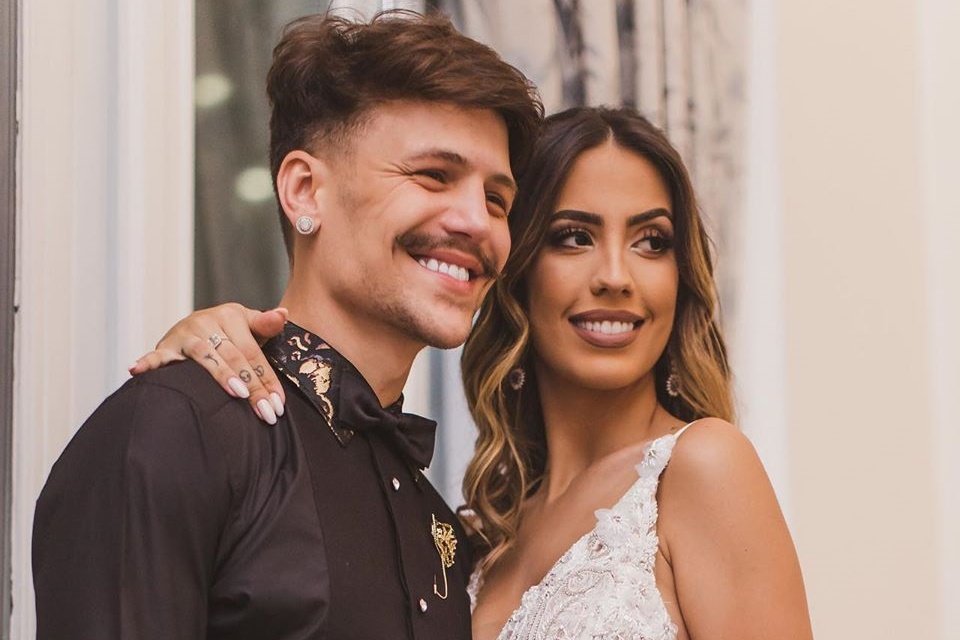 Gabi Brandt anuncia fim do casamento com Saulo Poncio: 'Caminho certo'