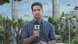 Repórter da TV Globo é esfaqueado na frente de casa; estado de saúde é grave