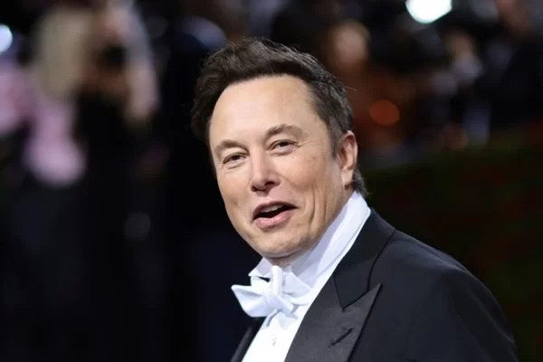 Finalmente? Elon Musk revela que comprou o Twitter: “Fiz para ajudar a humanidade”