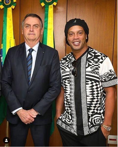 De prisão de Ronaldinho a visitas a Michelle: o que o Governo Bolsonaro colocou sob sigilo de 100 anos