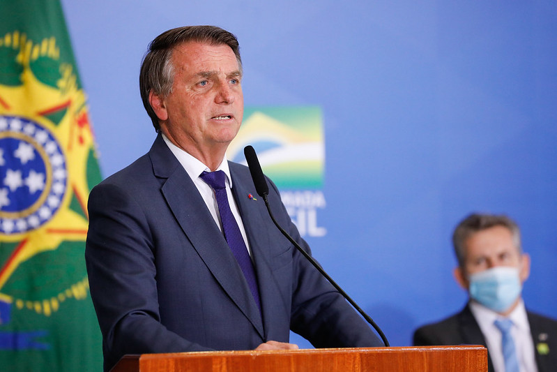 Bolsonaro revela que pretende privatizar a Petrobras