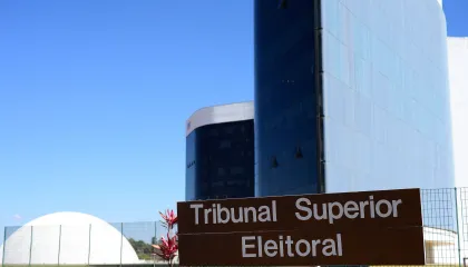 TSE determina retirada de vídeo que alegava fraude em pesquisas eleitorais