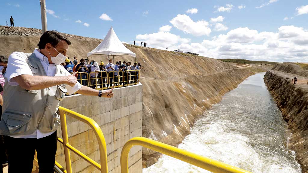 Presidente inaugura trecho de obra de transposição do São Francisco