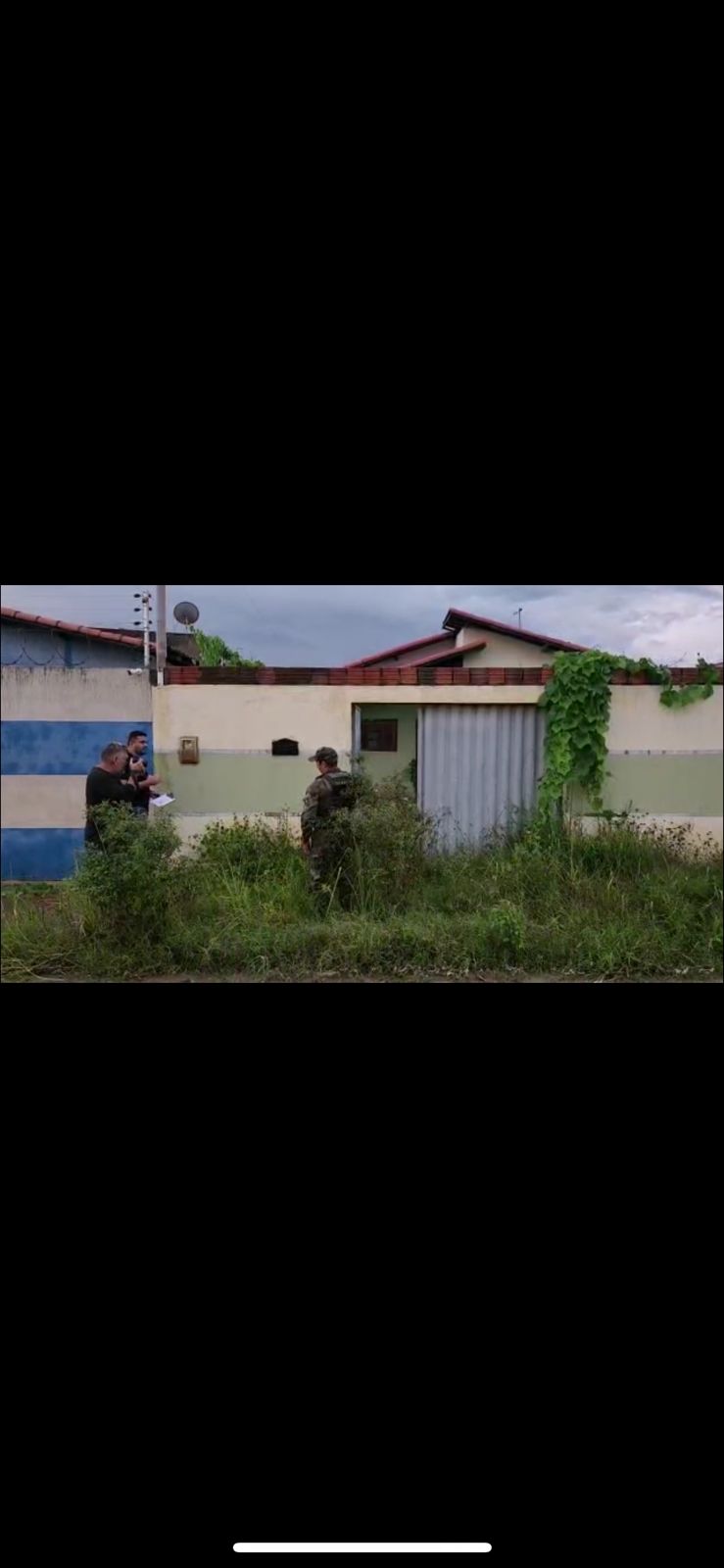 Polícia encontra cativeiro com animais vítima de maus-tratos