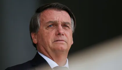 Lewandowski pede à PGR investigação contra Bolsonaro por intimidação à Anvisa