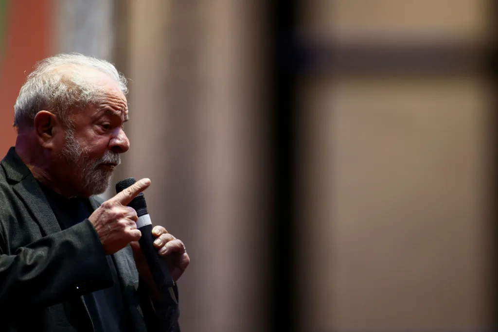 Contador ligado a Lula é suspeito de lavar R$ 16 milhões em loteria com PCC