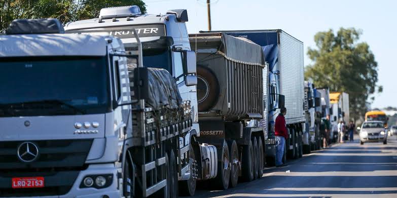 STF nega pedido de caminhoneiros para fechar rodovias durante a greve