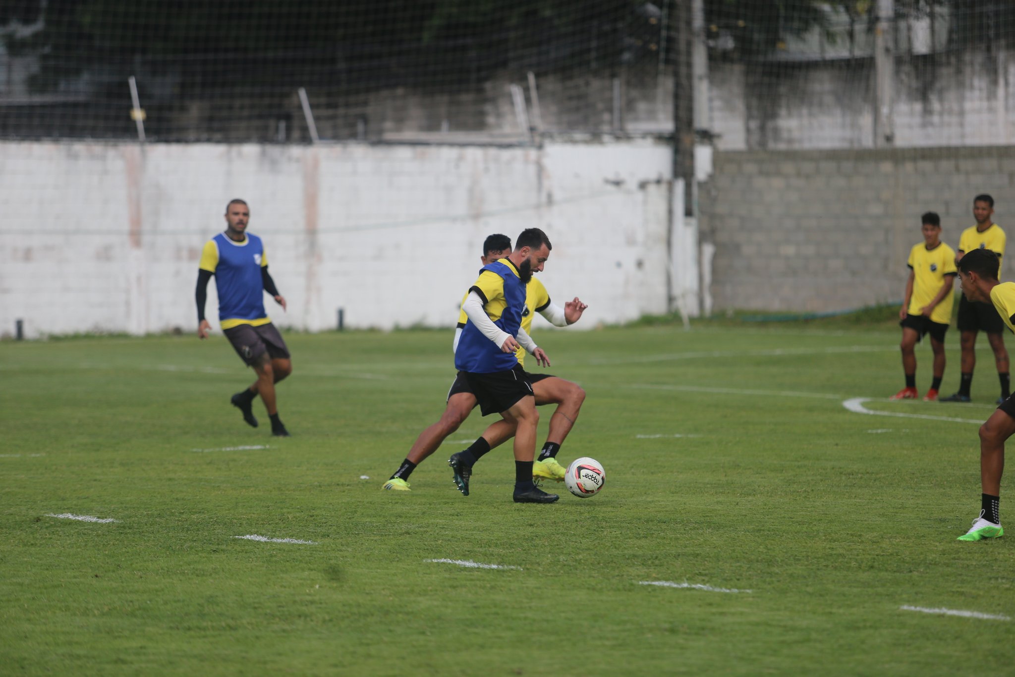 Curtinhas: Garré deve jogar, Sena não ousa, Furacão empata e mais