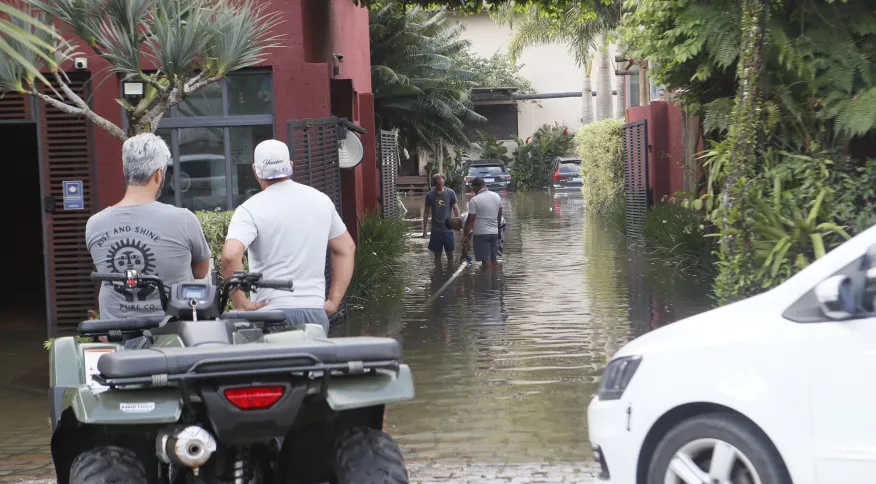 Número de mortos nas fortes chuvas no litoral de São Paulo sobe para 46