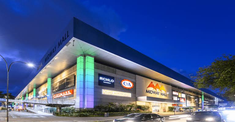 Midway Mall transforma em caos vida do consumidor com todos os pavimentos estrangulados