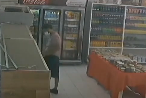 [VÍDEO] "Ratinho do crime": Homem é preso com queijo na cueca em supermercado na Grande Natal