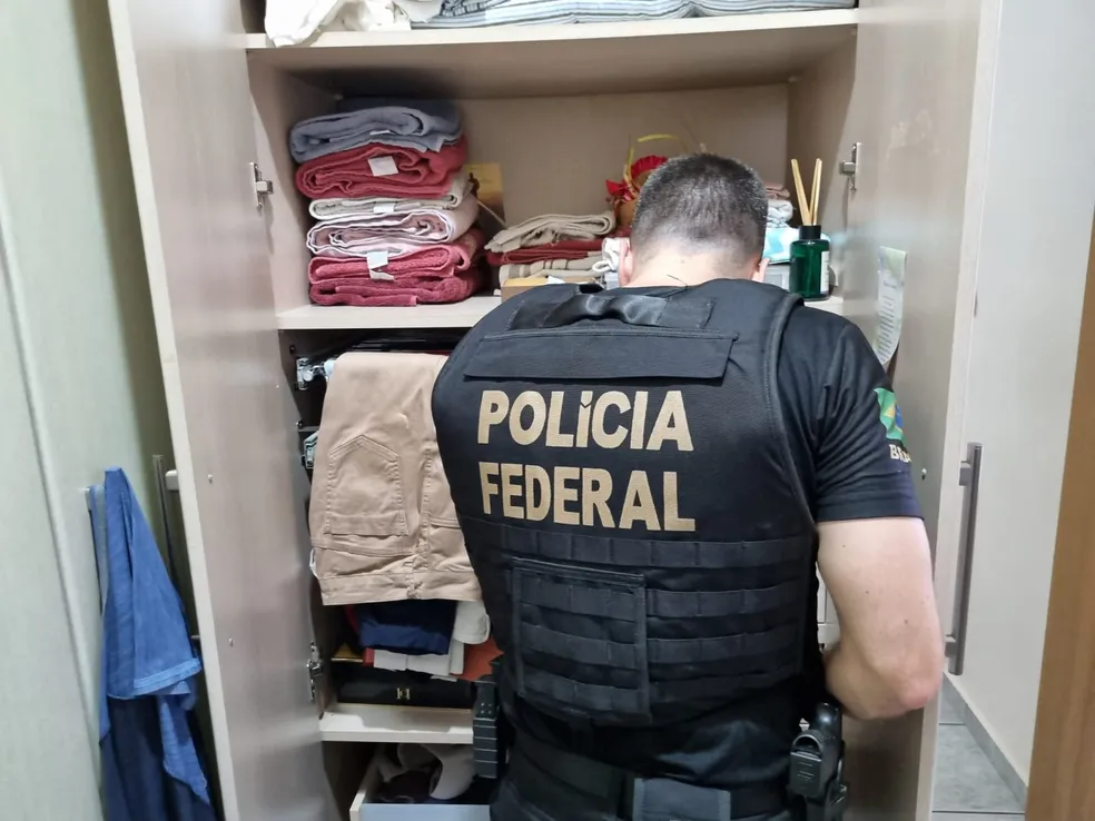 Servidores da Polícia Federal denunciam diretora e delegados por assédio moral