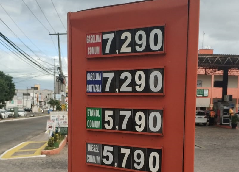 Gasolina na Grande Natal chega a R$ 7,29 após novo aumento 