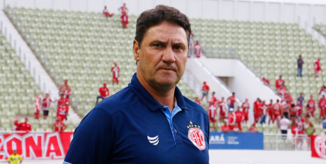 Técnico João Brigatti recebe propostas e pode sair do América