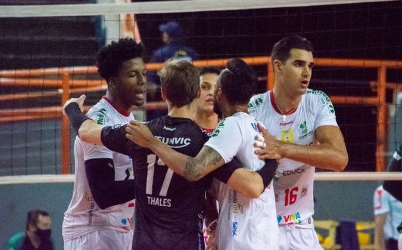 Vôlei Natal faz 3 a 2 fora de casa e é o primeiro time a vencer o Minas, líder da...