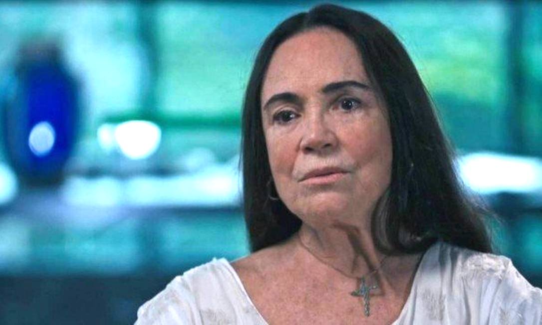 Regina Duarte diz que fada madrinha gay de Cinderela “ameaça valores”