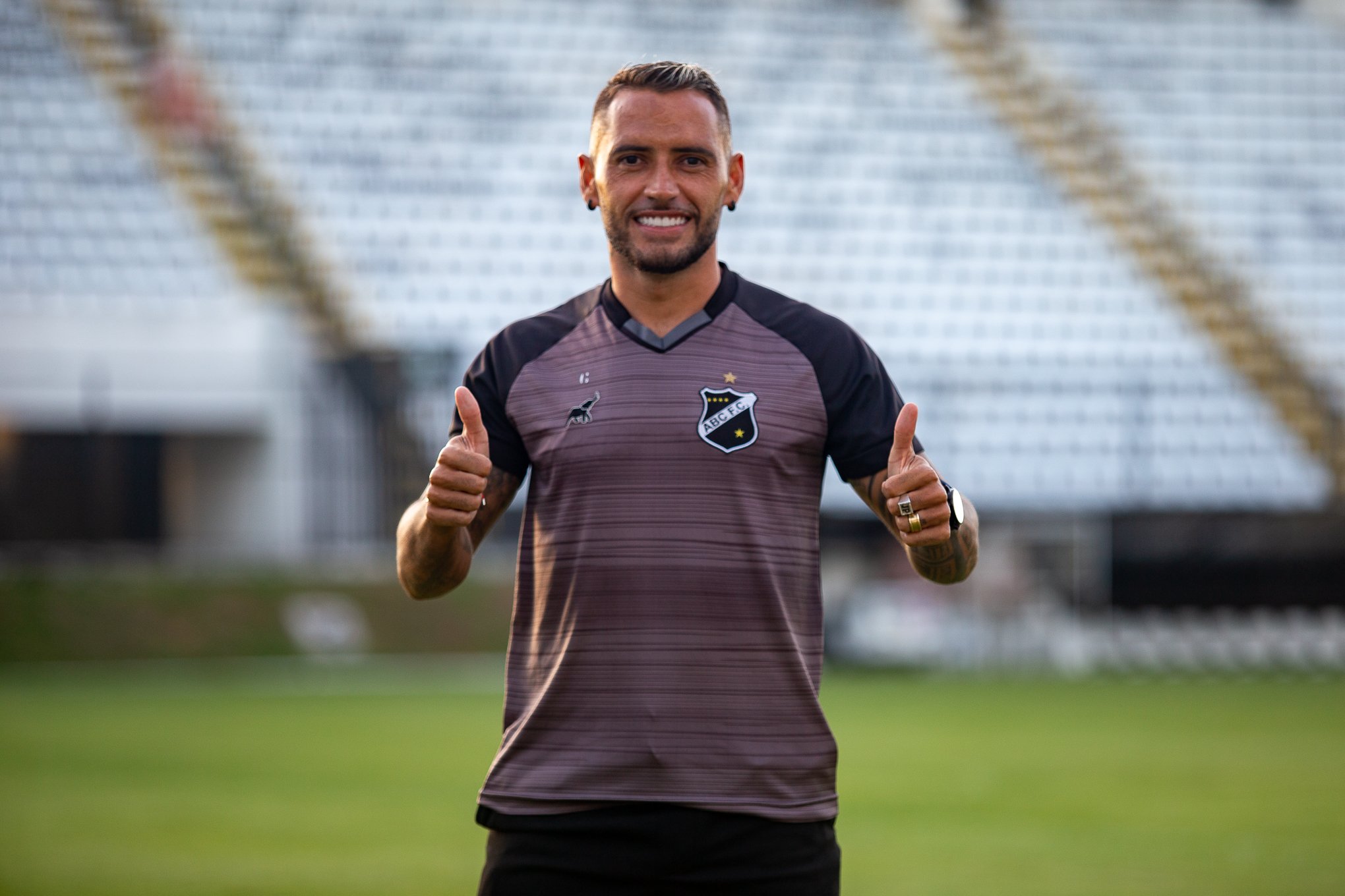 Reforço: Jean Patrick está regularizado e pode enfrentar América no Clássico de domingo