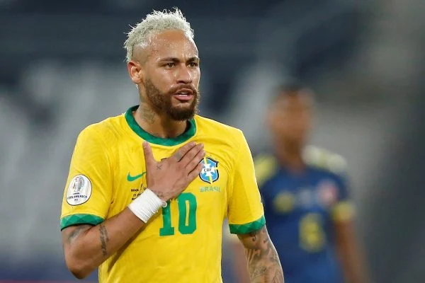 Vidente que previu morte de Gugu, agora prevê hexa do Brasil com Neymar arrebentando