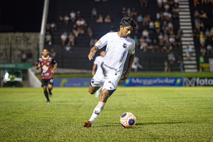 Peça importante do ABC pode retornar contra o Grêmio