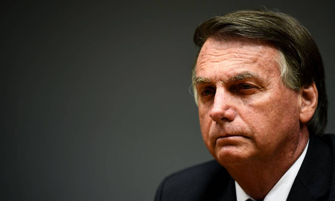 STF cobra informações da CPI sobre ação que quer banir Bolsonaro das redes