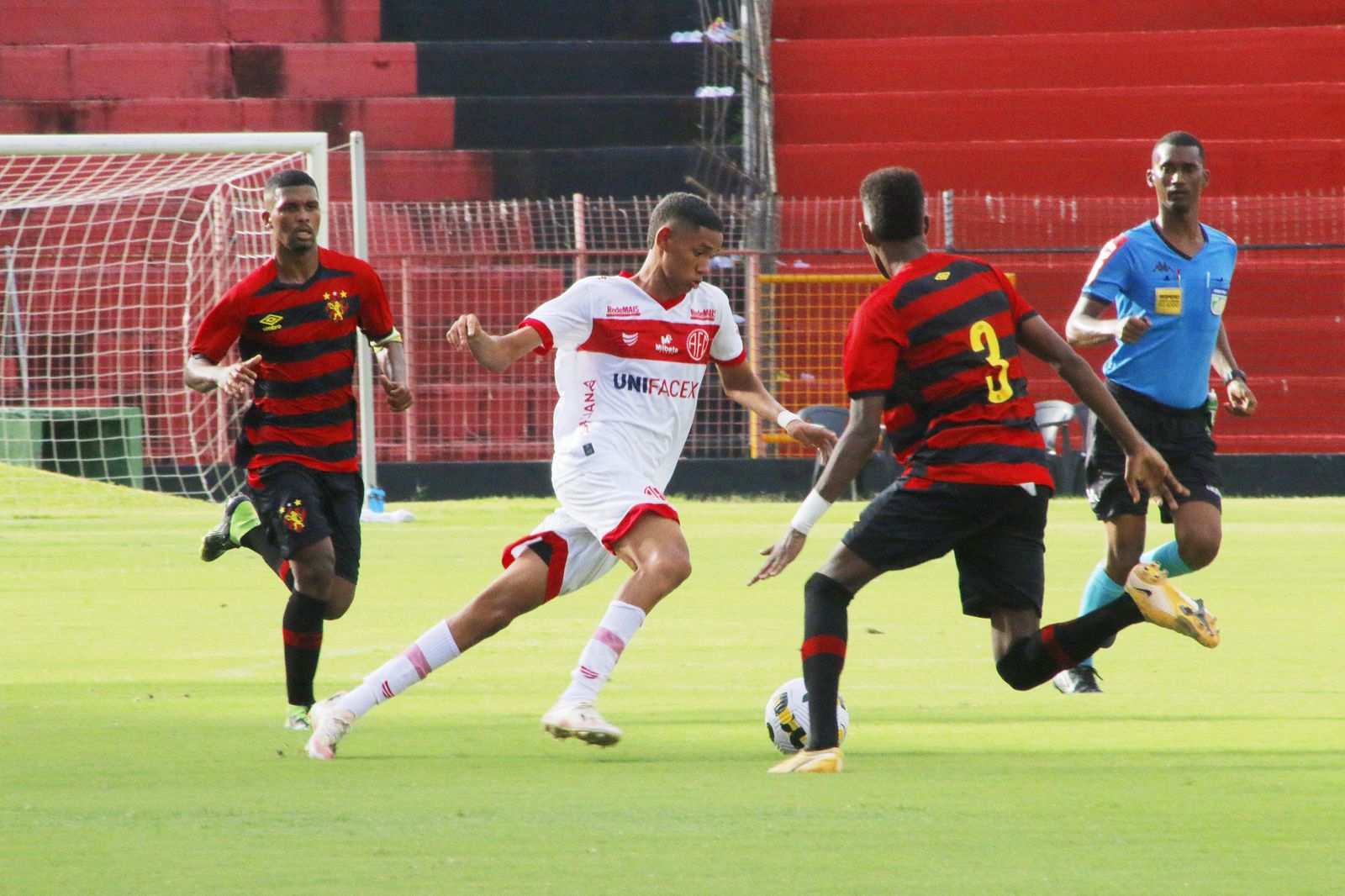 Copa do Brasil Sub-17: América é goleado pelo Sport de  4 a 1