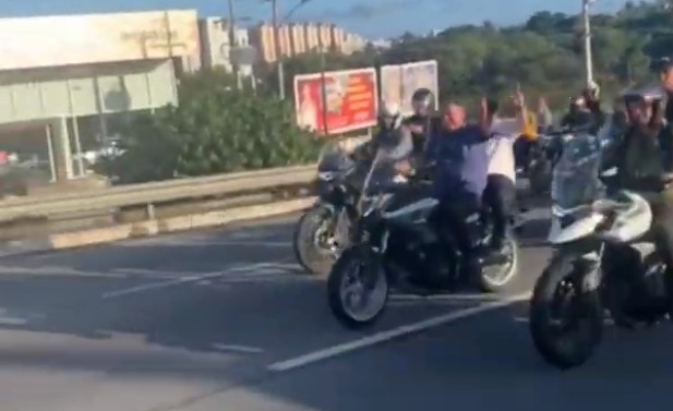 [VIDEO] Motociata de Bolsonaro em Natal para trânsito na BR-101