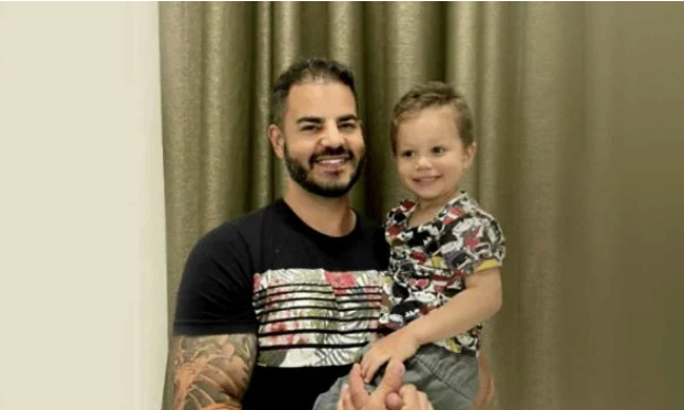 Filho de 2 anos de delegado morre engasgado com tampa de garrafa pet