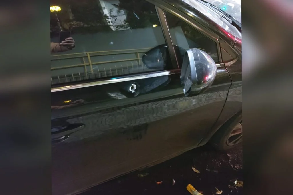 Deputado tem carro atingido por tiro