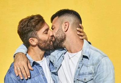 Pesquisa aponta que 45% dos héteros teriam um relacionamento homossexual