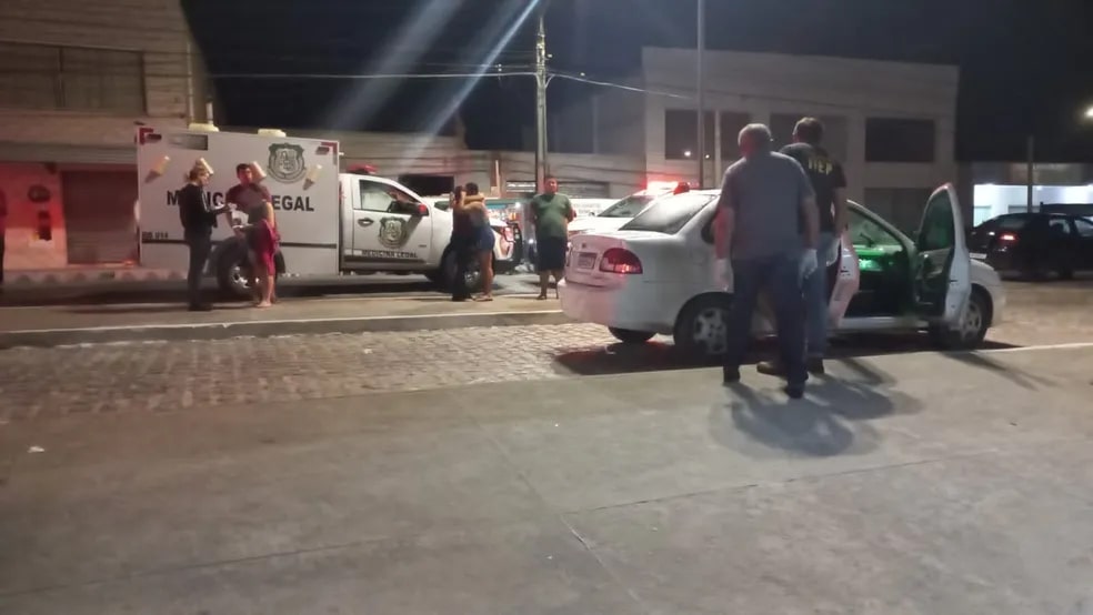 Homem é encontrado morto dentro de carro em frente a UPA na Grande Natal