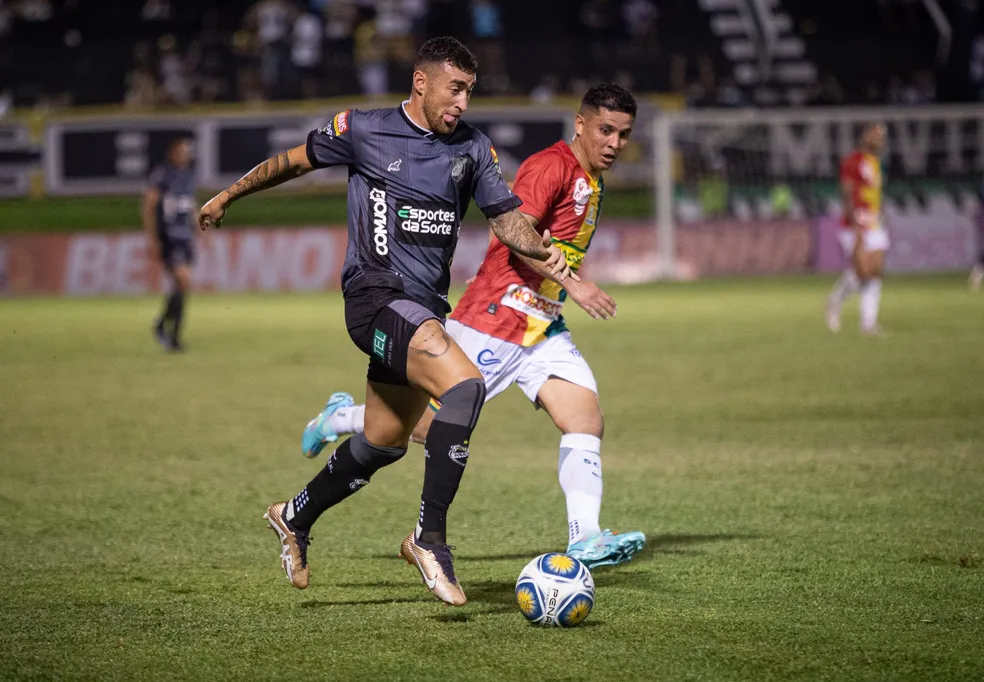 Curtinhas:  Moccelin de saída, semifinal definida, semana cheia do América e mais