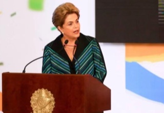 AGU recorre de decisão que aprovou R$ 400 mil a Dilma por perseguição na ditadura