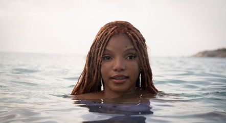 Diretor de 'A Pequena Sereia' chorou no primeiro teste de Halle Bailey para o papel de Ariel