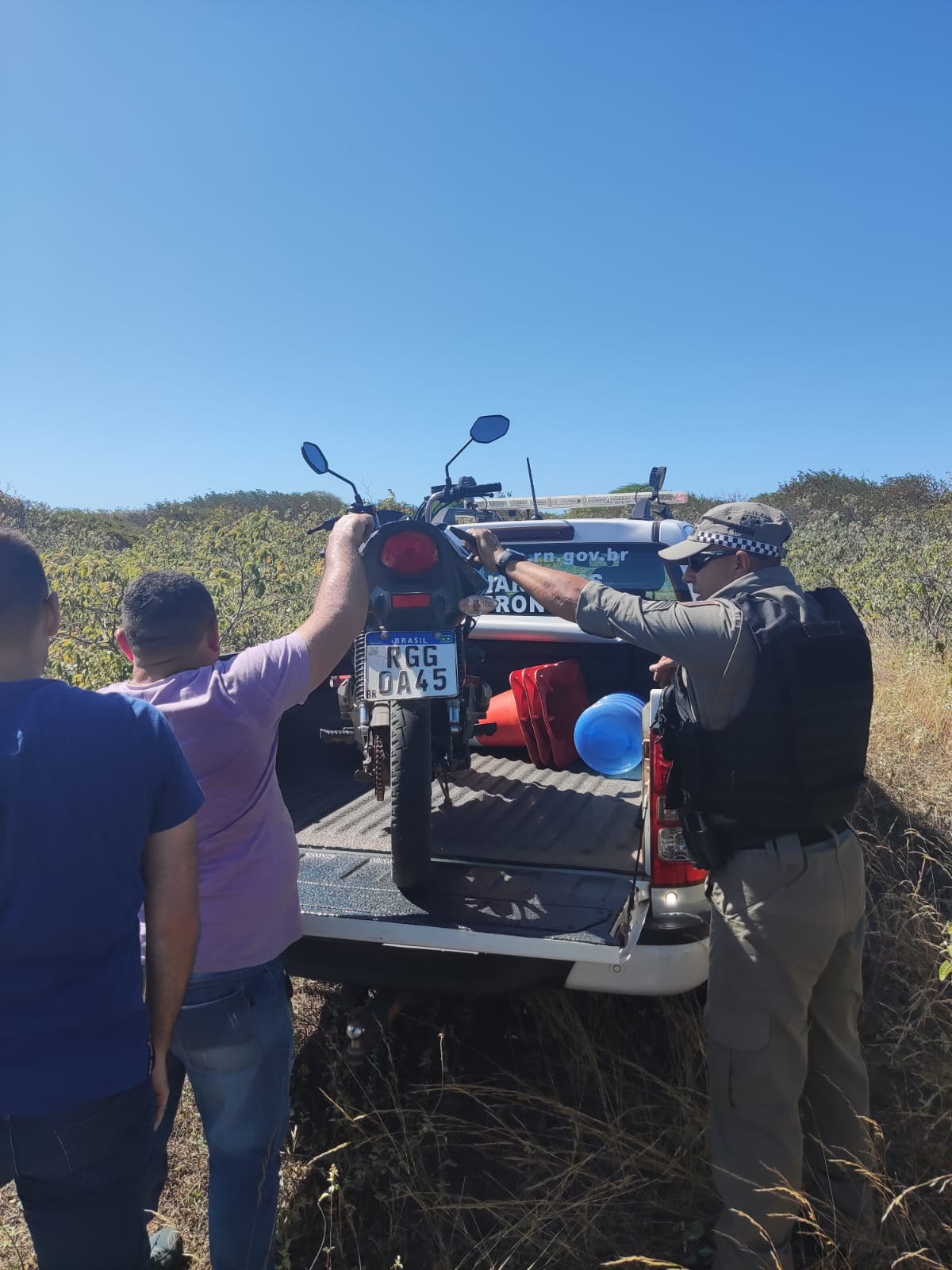 Polícia Militar recupera moto tomada de assalto em comunidade do interior do RN