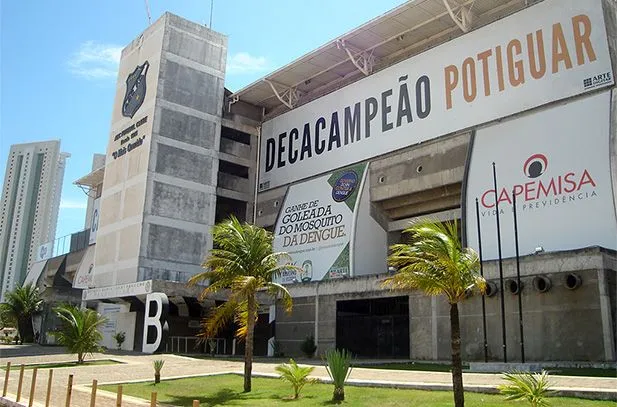 Após caso de violência, ABC vai reforçar Frasqueirão aumentando muros, seguranças, câmeras e iluminação do estádio