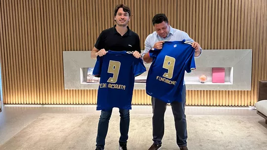 Ronaldo Fenômeno anuncia compra do Cruzeiro; saiba valores