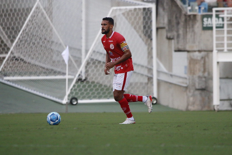 Capitão do América tem acerto com equipe da Série B