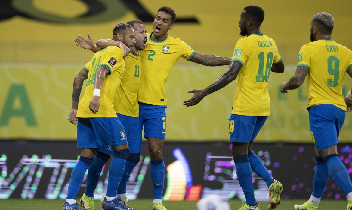 Brasil vence Peru e mantém 100% nas Eliminatórias