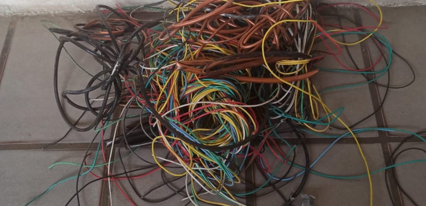 backup/qvjieesmjwedx9ewvk3ix0dcqjzpf2.jpeg