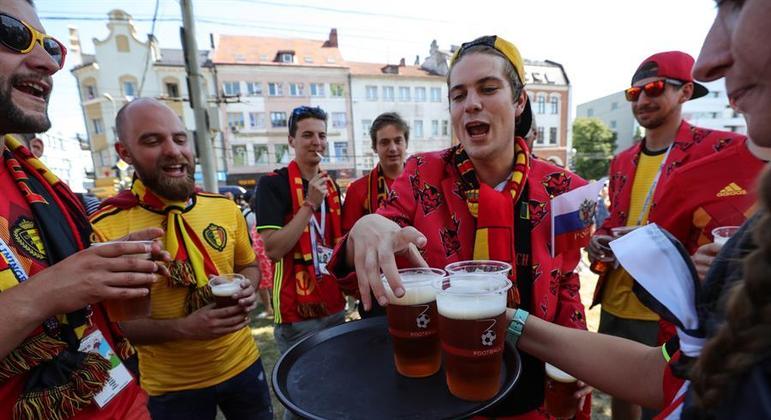 Copo de cerveja vai custar mais de R$ 60 na Copa do Mundo do Catar