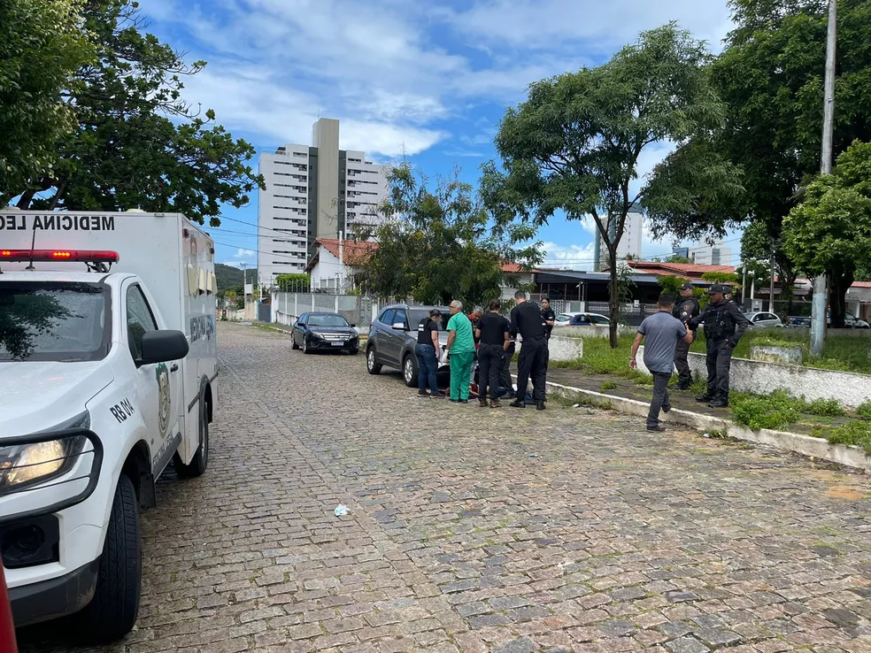 Jovem de 18 anos é morta a facadas na Zona Sul de Natal