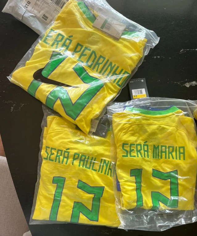 'Será Pedrinho': torcedor recebe camisas da Seleção com erro na personalização e viraliza na web