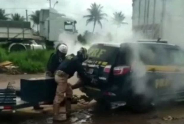 [VÍDEO] Homem morreu por asfixia em viatura da PRF