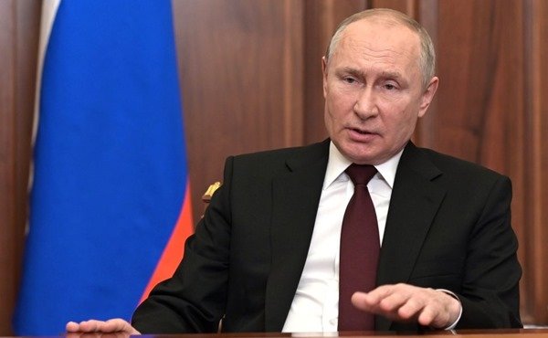 Presidente russo está “furioso” porque previa domínio “fácil” da Ucrânia, diz jornal