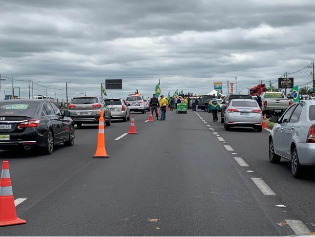 PRF diz que não há mais pontos de bloqueio em rodovias no Brasil